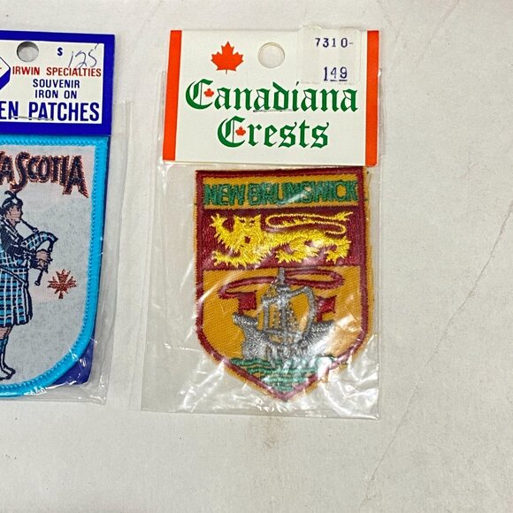 Vintage Canadian Souvenir Patches Lot of 6 New - Picture 6 of 6